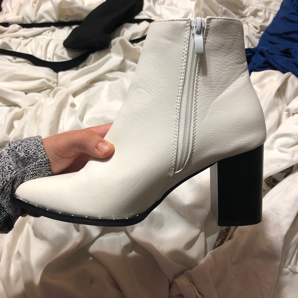 Vintage White Leather Boots